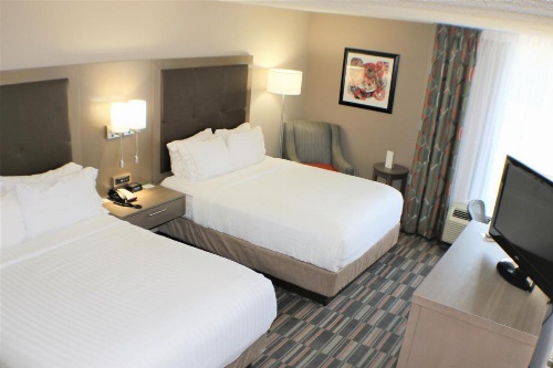 Holiday Inn Express Woodstock-Shenandoah Valley image 18